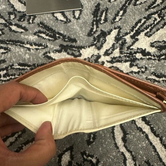 RADLEY LONDON WALLET - Picture 8 of 10